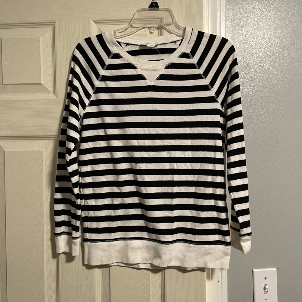 Forever 21 sweater, small